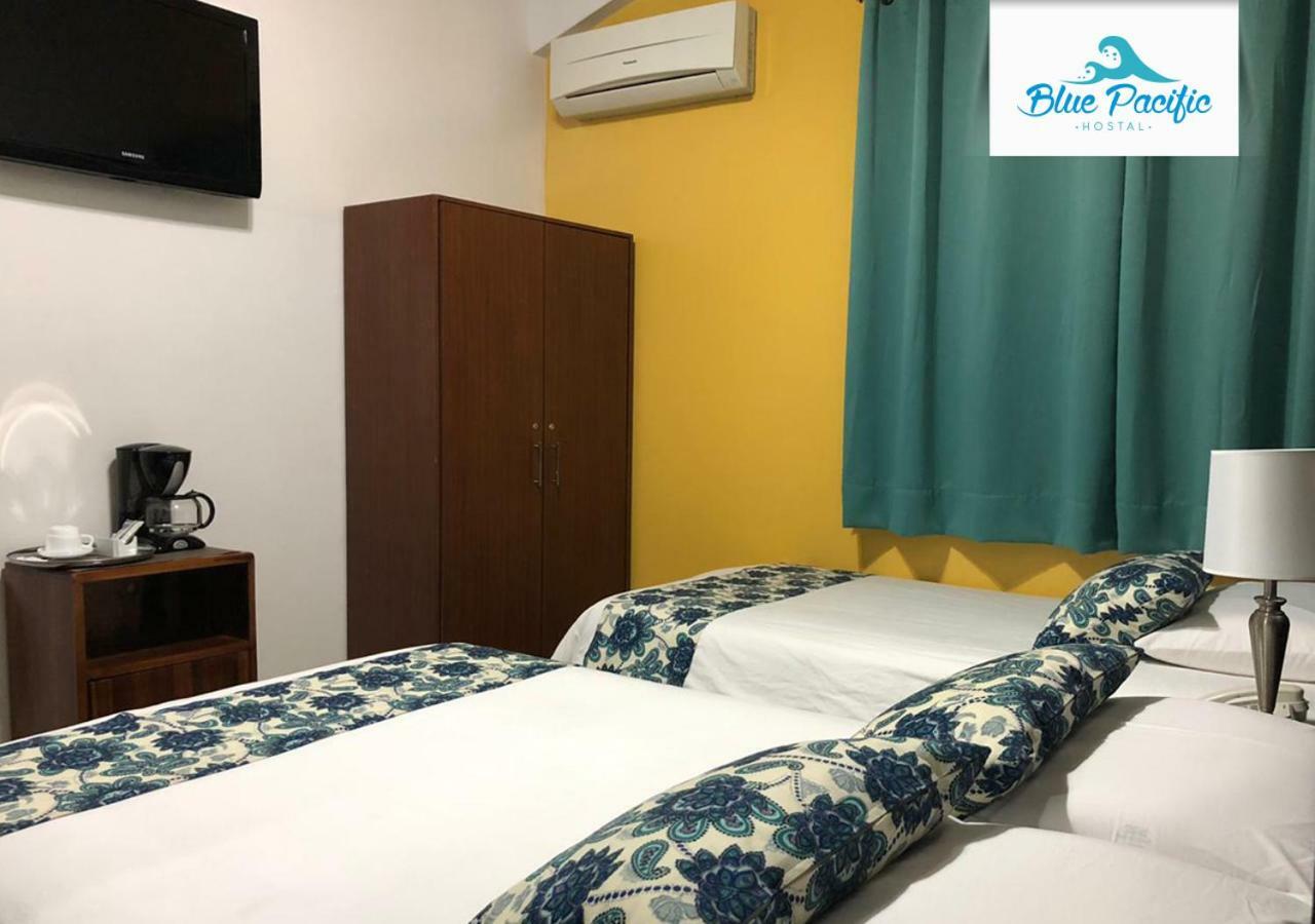 Hostal Blue Pacific Манта Экстерьер фото