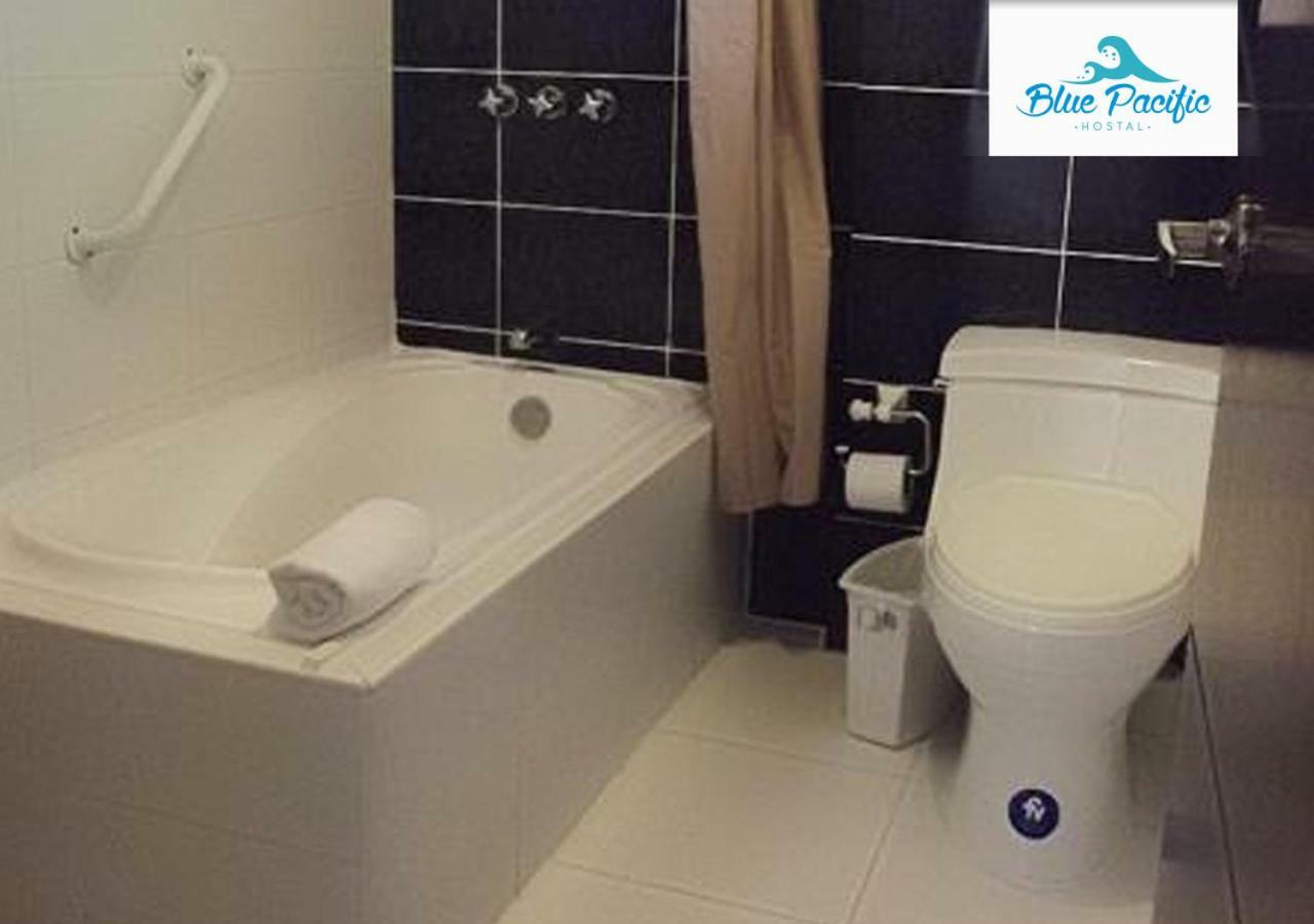 Hostal Blue Pacific Манта Экстерьер фото